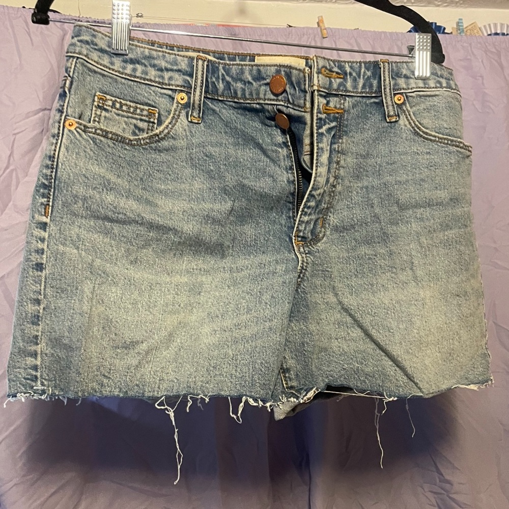 Universal Thread Jean Short